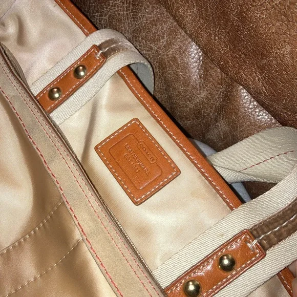 Coach vintage 2005 Hamptons leatherware nylon champagne Tote and Wristlet Set - Picture 15 of 16